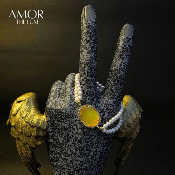 Pearl and stone Bracelet