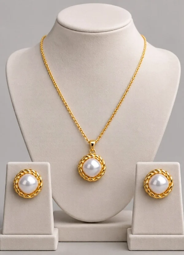 Twisted Pearl Pendant Set
